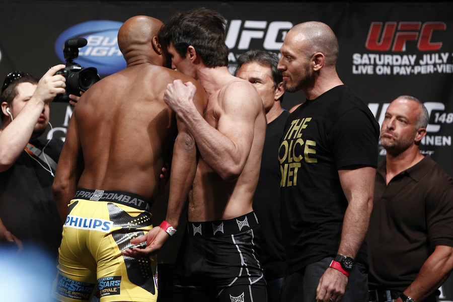 034_Anderson_Silva_and_Chael_Sonnen_gallery_post.jpg